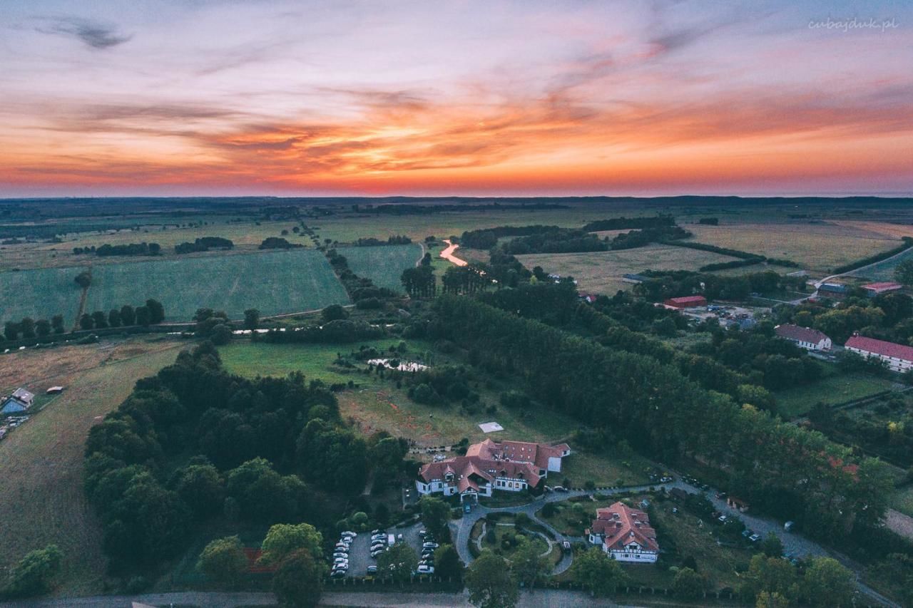 Курортные отели Dworek nad Regą Trzebiatów nad Regą-6